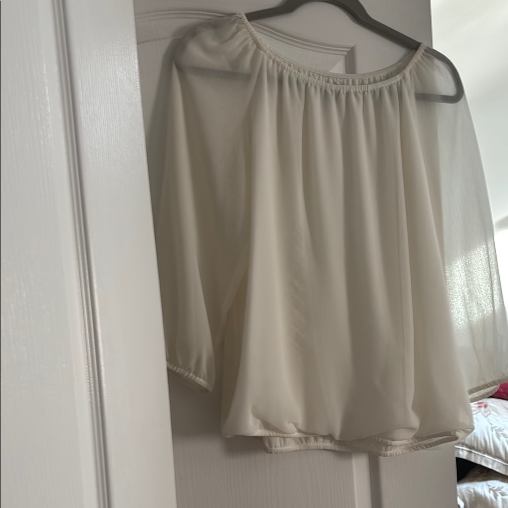Ann Taylor Cream Sheer 3/4 Sleeve Blouse